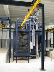 Hangbaan werpstraalmachine